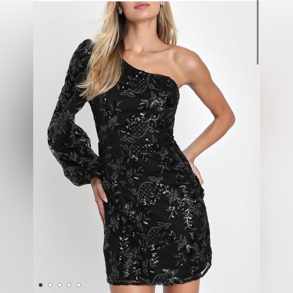 Black mini dress size Small